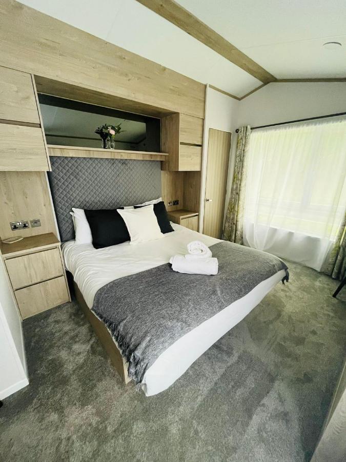 Fir Tree Lodge With Hot Tub 요크 외부 사진