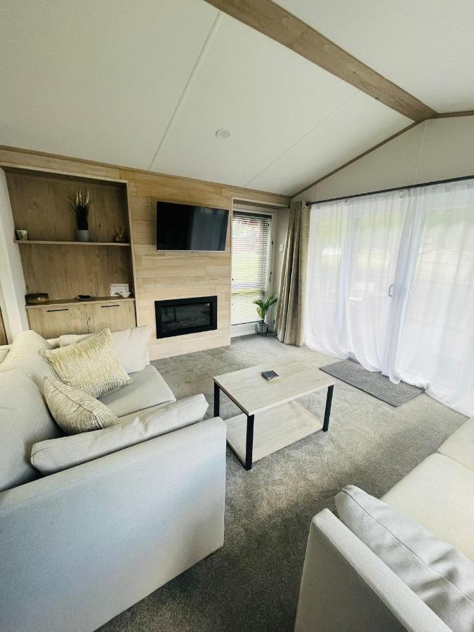 Fir Tree Lodge With Hot Tub 요크 외부 사진